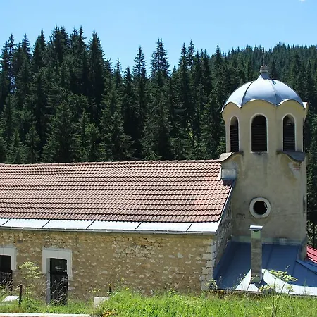 Къща за гости Kutsinska House 4*