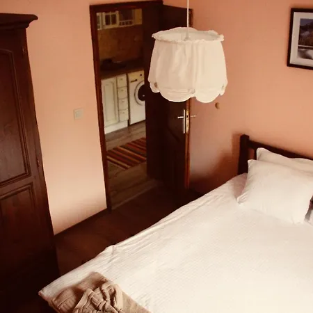 Affittacamere Kutsinska House Progled