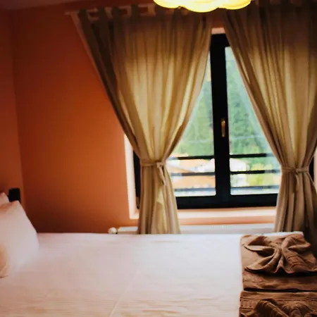 Kutsinska House Affittacamere