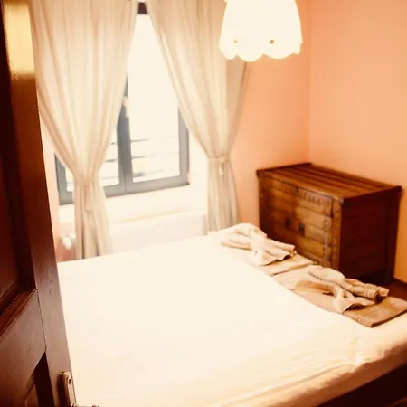 Pensiune Kutsinska House 4*